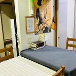 Aprilhouse2F
